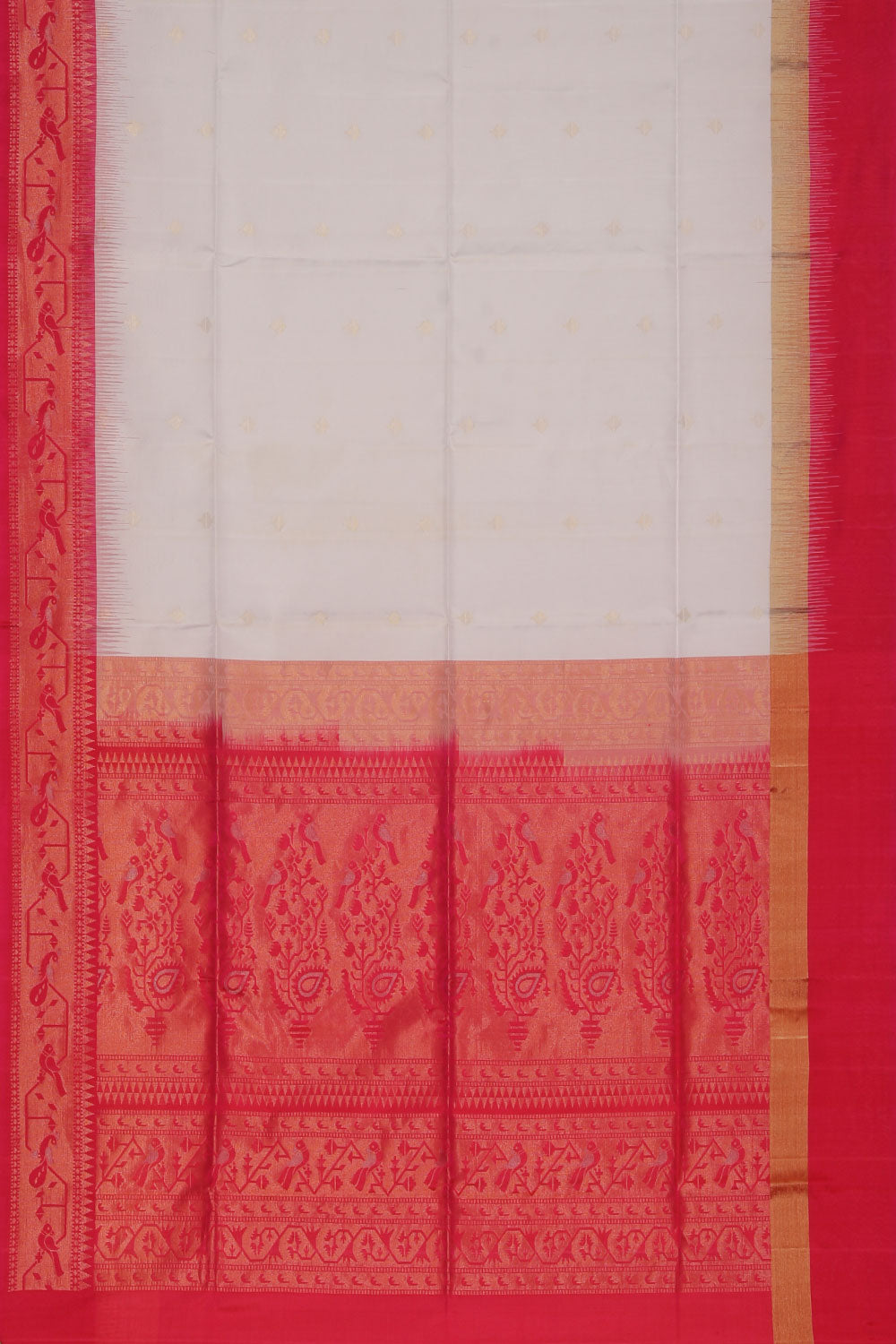 Image of Simple Yet Elegant White Saree